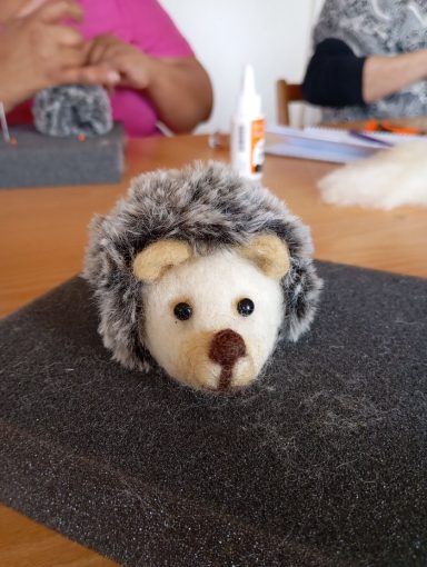 Nåltovat i 3D En färdig Igelkott.